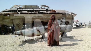 Illustration for article titled Leaked secret Star Wars Episode 7 photos bring great news for fans